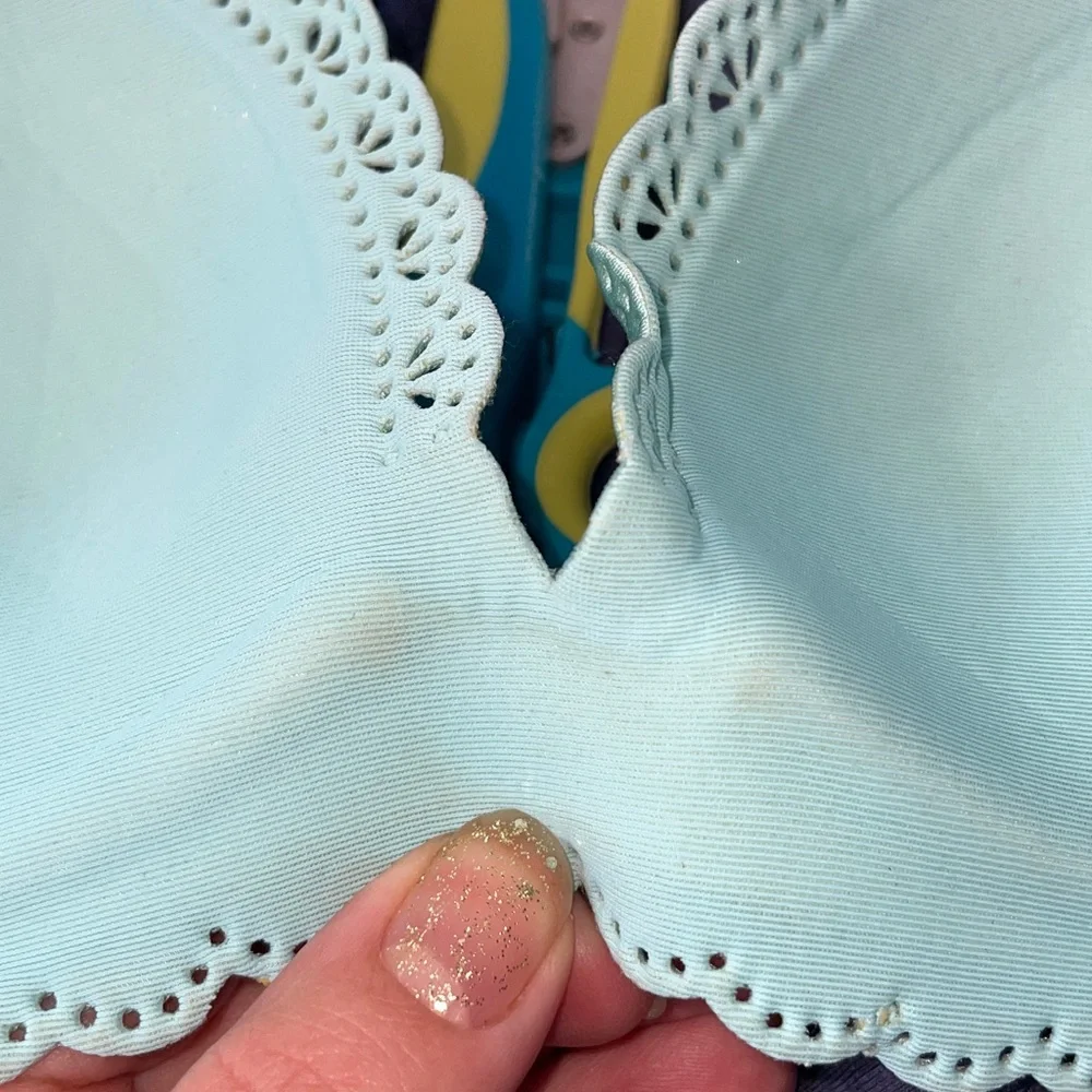 Victoria Secret Angels Secret Embrace Push Up Bra NWT - Picture 7 of 8